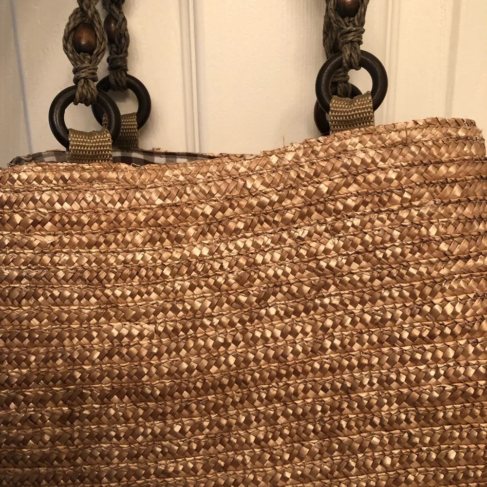 Vintage Croft & Barrow Straw Handbag with Macrame Wooden Bead Handle